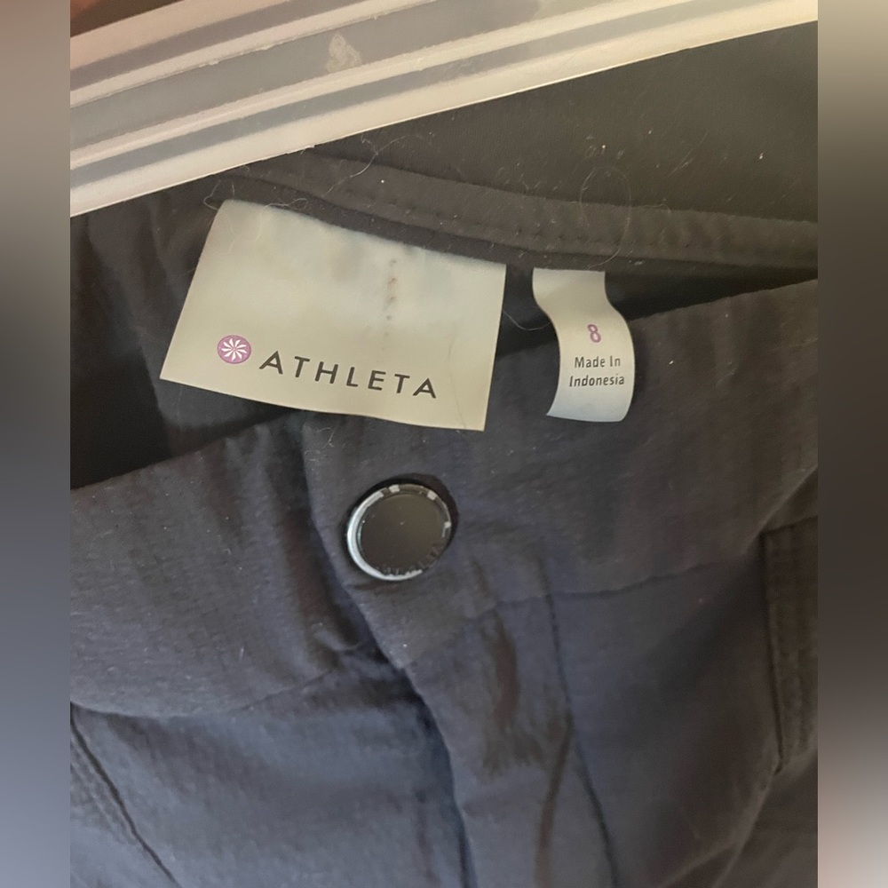 Athleta Black Shorts Women size 8 - Picture 5 of 9